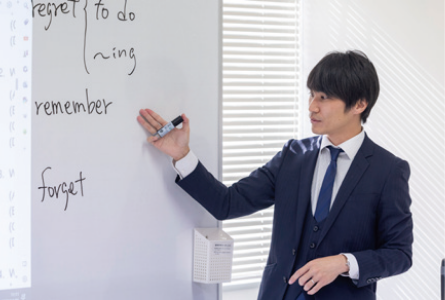 「翻訳」技術の基礎を学ぶ。大阪外語専門学校、翻訳基礎専攻